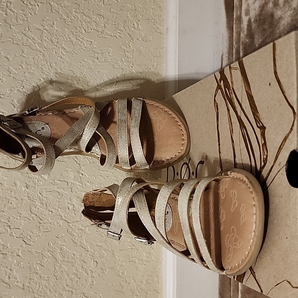 Boc sandals